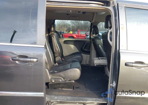 2012 Chrysler Town & Country Touring из США, поврежденный, VIN 2C4RC1BG8CR188887